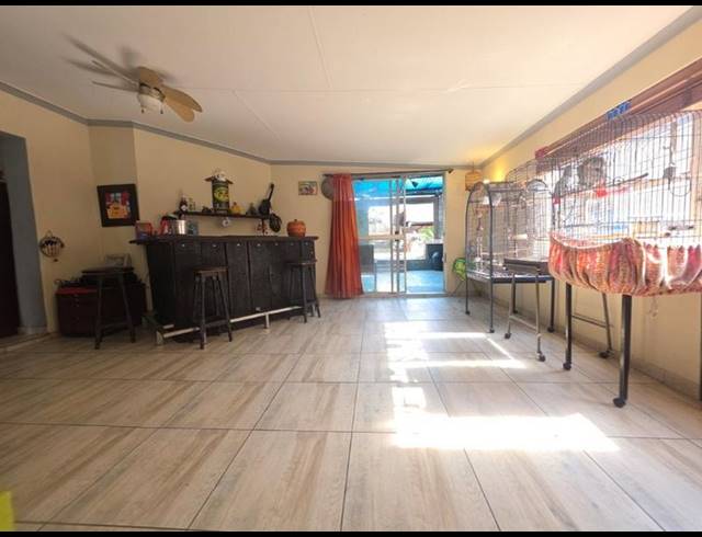 3 BEDROOM HOUSE FOR SALE IN ALBERTON NORTH